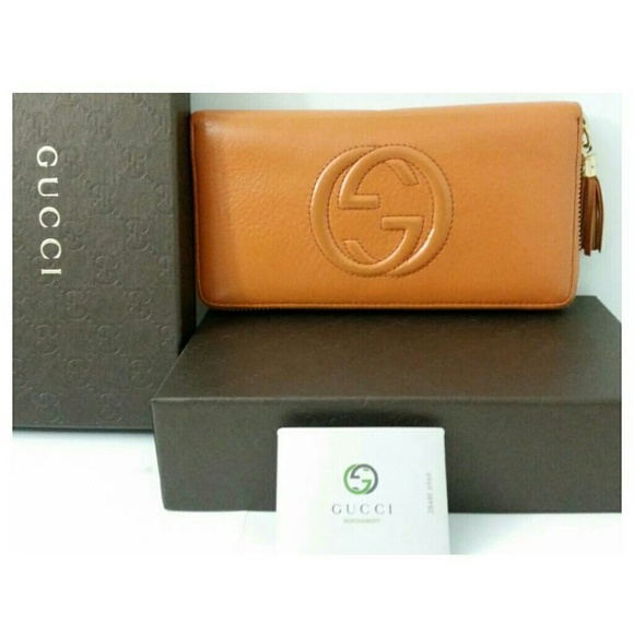 Gucci Handbags - Auth Large GUCCI Soho Zip-Around Wallet + Box